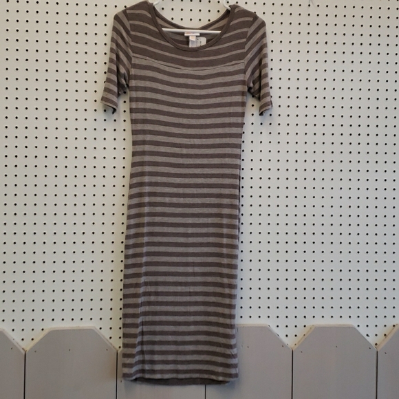 LuLaRoe Dresses & Skirts - LuLaRoe Julia